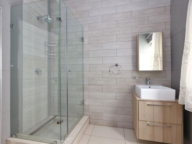 3 Bedroom Townhouse To Rent in Hyde Park