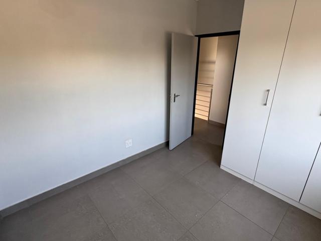 3 Bedroom Townhouse To Rent in Olympus AH