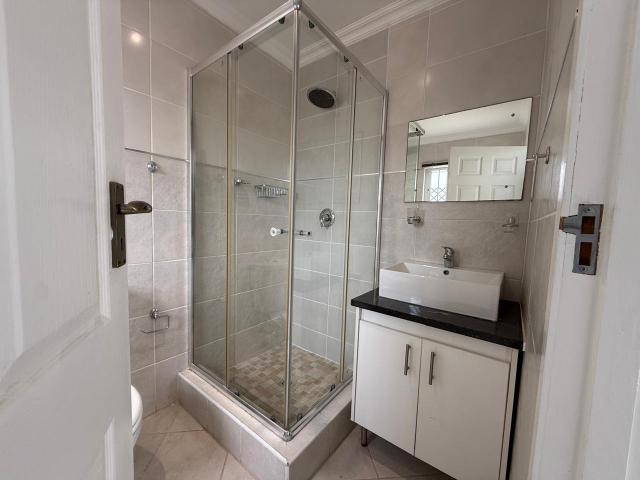 3 Bedroom Townhouse To Rent in Lorraine