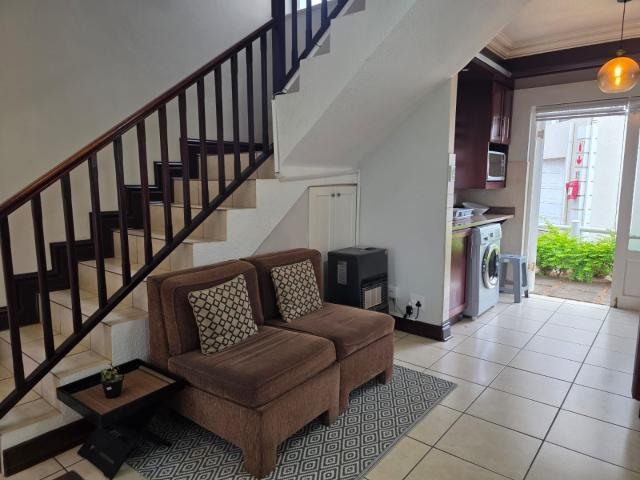 3 Bedroom Townhouse To Rent in La Lucia