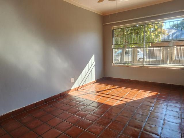 3 Bedroom Townhouse To Rent in Labram