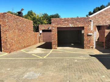 3 Bedroom Townhouse to Rent in Langenhovenpark