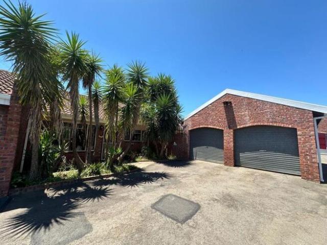 3 Bedroom Townhouse to Rent in Lincoln Meade