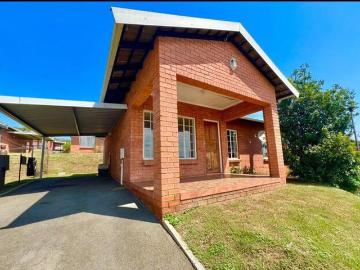 3 Bedroom Townhouse to Rent in Lincoln Meade
