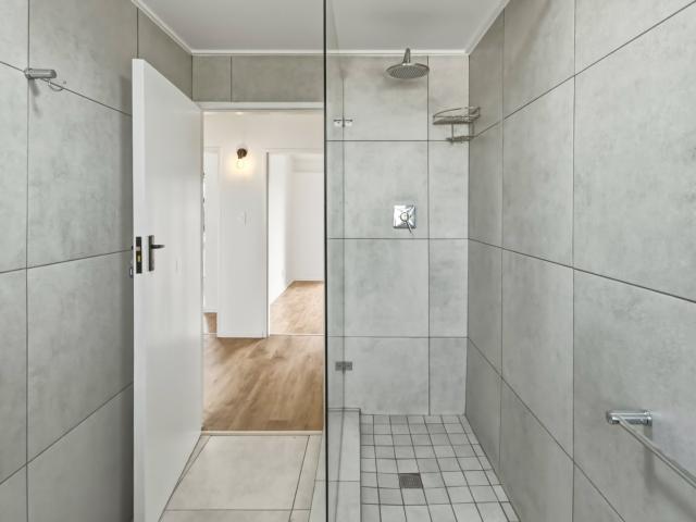 3 Bedroom Townhouse To Rent in Montclair