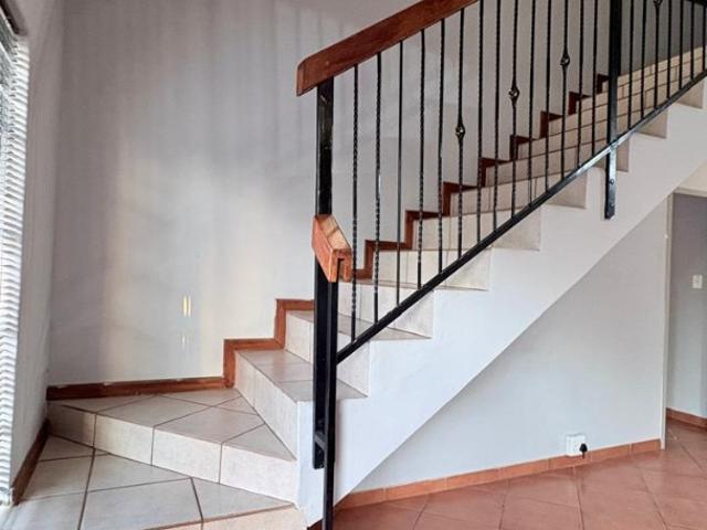 3 Bedroom Townhouse To Rent in Magalieskruin