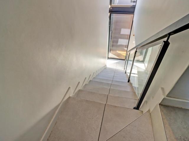 3 Bedroom Townhouse To Rent in Menlo Park