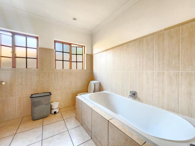 3 Bedroom Townhouse To Rent in Noordwyk