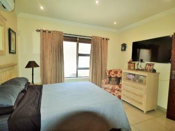 3 Bedroom Townhouse To Rent in New Redruth
