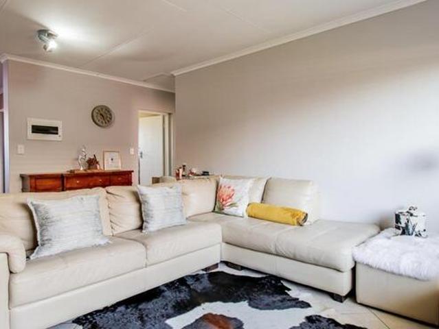3 Bedroom Townhouse to Rent in Sagewood