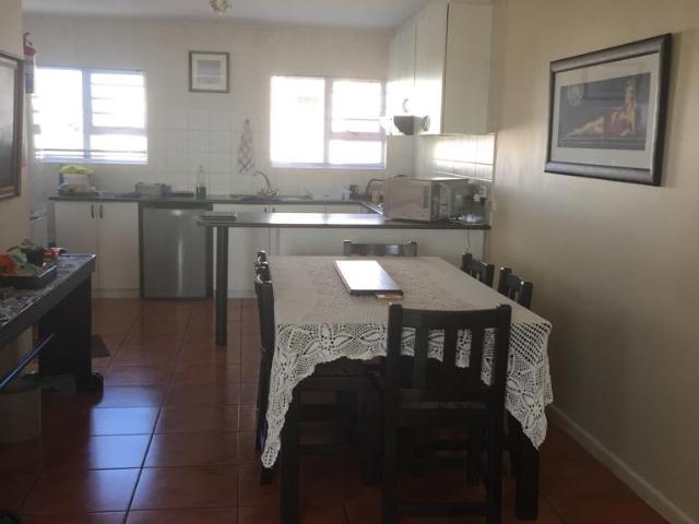 3 Bedroom Townhouse To Rent in Saldanha Central