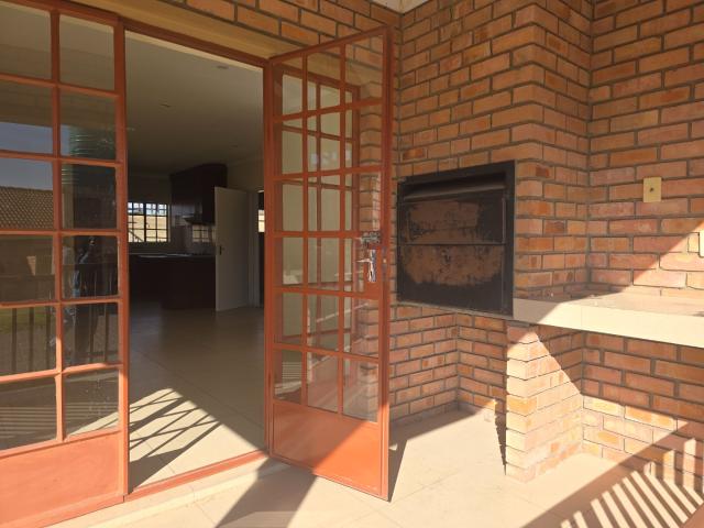 3 Bedroom Townhouse To Rent in Secunda