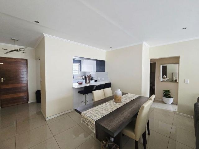 3 Bedroom Townhouse To Rent in Strathavon