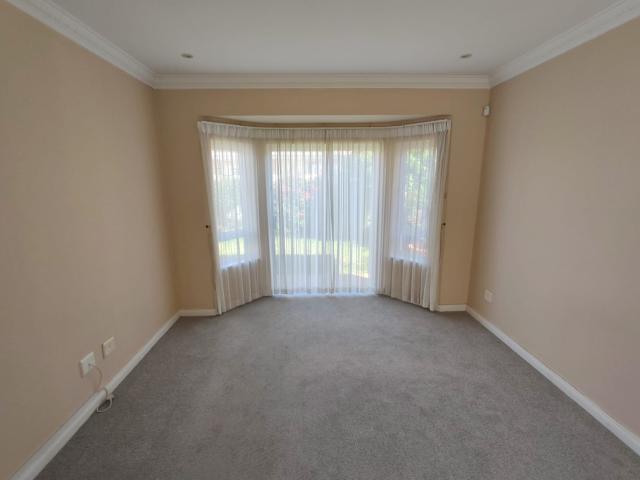 3 Bedroom Townhouse To Rent in Summerstrand