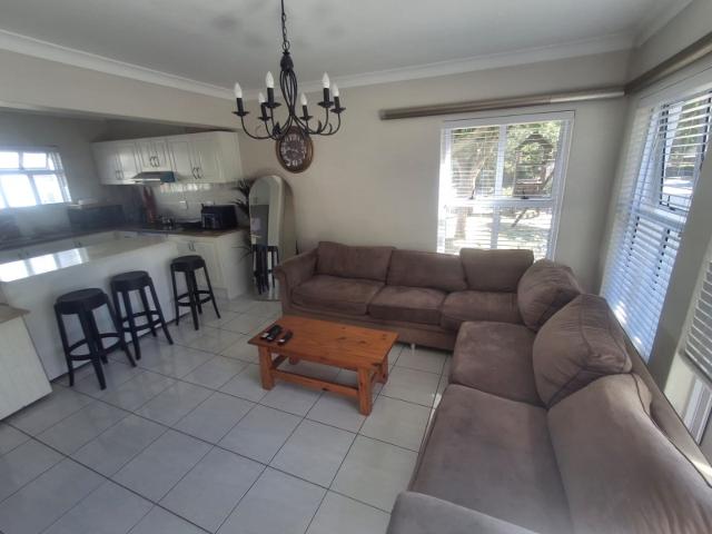 3 Bedroom Townhouse To Rent in Parklands