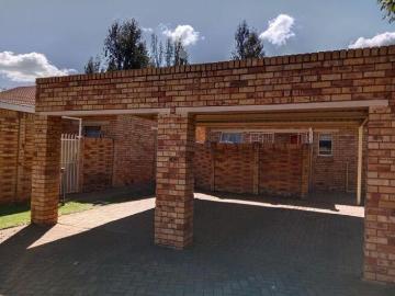 3 Bedroom Townhouse to Rent in Quaggafontein