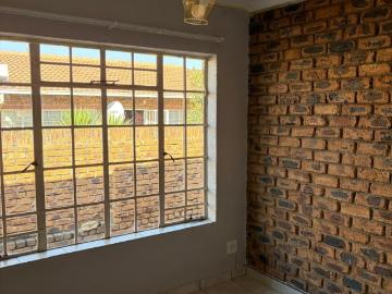 3 Bedroom Townhouse To Rent in Quellerie Park