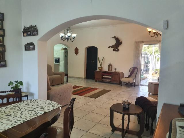 3 Bedroom Townhouse To Rent in Roseville