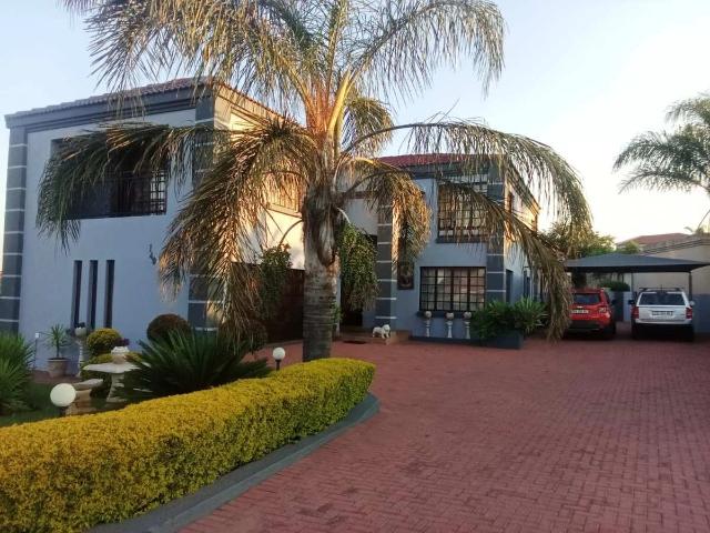 3 Bedroom Townhouse to Rent in Reyno Ridge