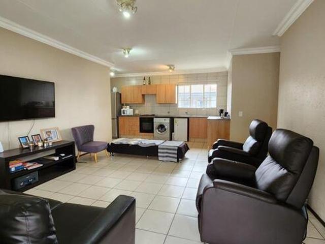 3 Bedroom Townhouse to Rent in Rynfield