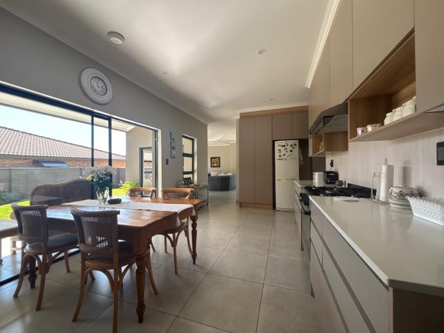 3 Bedroom Townhouse To Rent in Wilgeheuwel