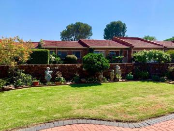 Three Rivers, Emfuleni Local Municipality, West Rand District Municipality, Gauteng, South Africa