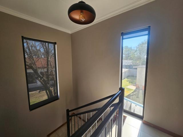 3 Bedroom Townhouse To Rent in Van Der Hoff Park
