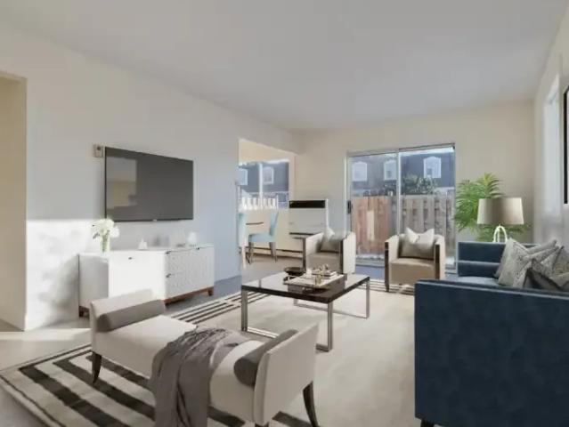 3 Bedroom Townhouse Waterloo ON 104782211
