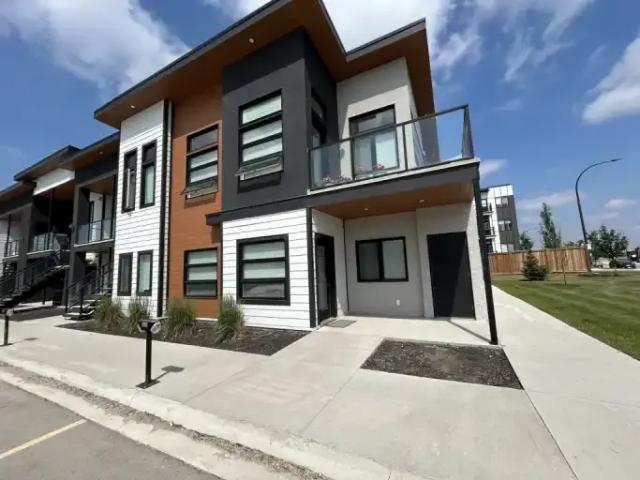 3 Bedroom Townhouse Winnipeg MB 105359502