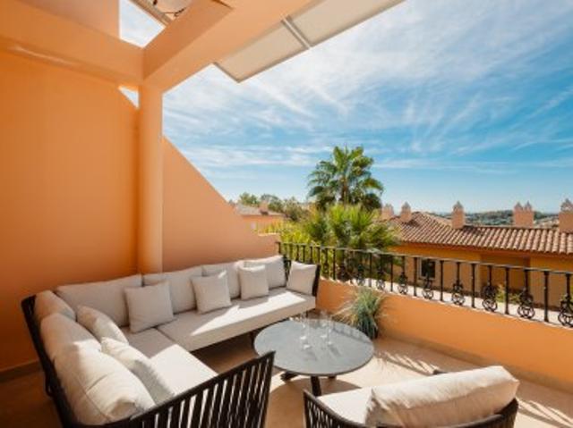 3 bedroom townhouse with sea views in Sotogrande Costa del Sol