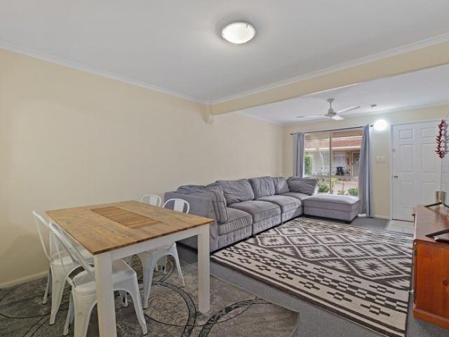 3 Bedroom Townhouse with Secure Courtyard & Bonus Pool