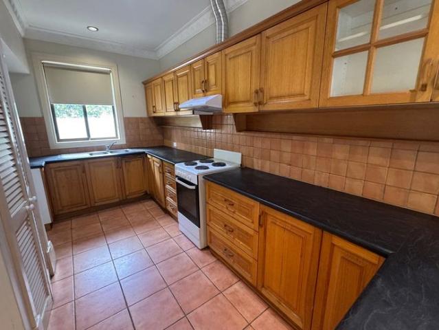 3 BEDROOM TOWNHOUSE!