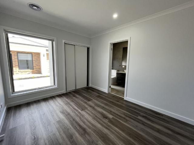 3 BEDROOM TOWNHOUSE