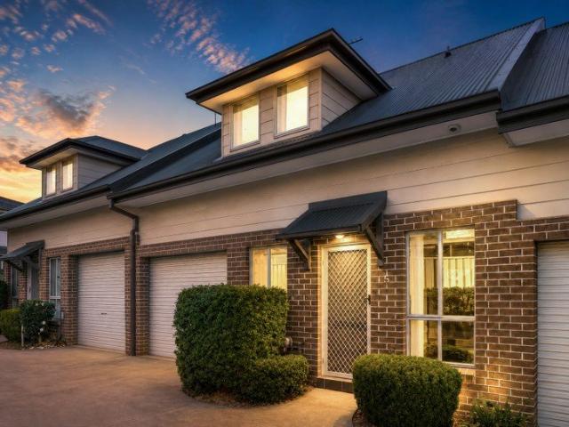 3 BEDROOM TOWNHOUSE