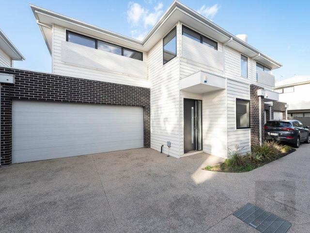 3 Bedroom Townhouse!