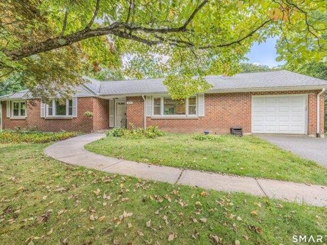 3 bedroom, Tolland CT 06084 105425797