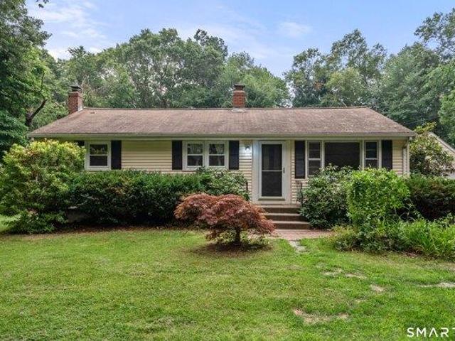 3 bedroom, Tolland CT 06084 105492960
