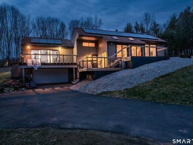 3 bedroom, Tolland CT 06084 105613923