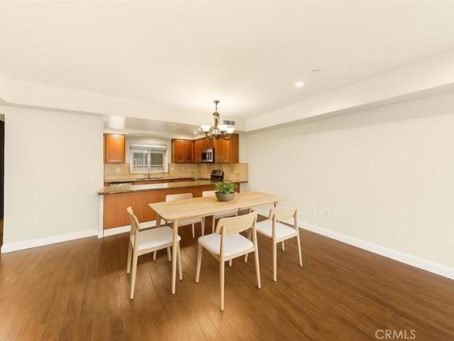 3 bedroom, Toluca Lake CA 91602 97131598