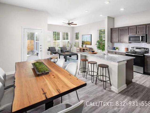 3 bedroom, Tomball TX 77375 96294606