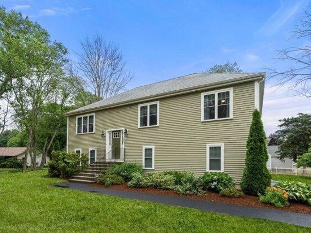3 bedroom, Taunton MA 02780 105425087
