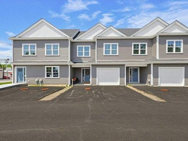 3 bedroom, Taunton MA 02780 105496322