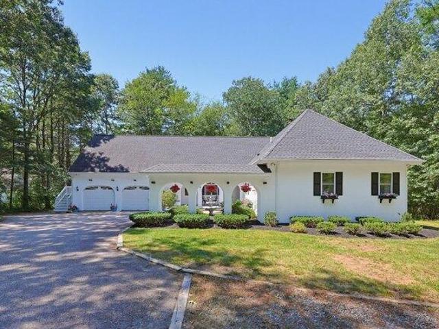 3 bedroom, Taunton MA 02780 105384048