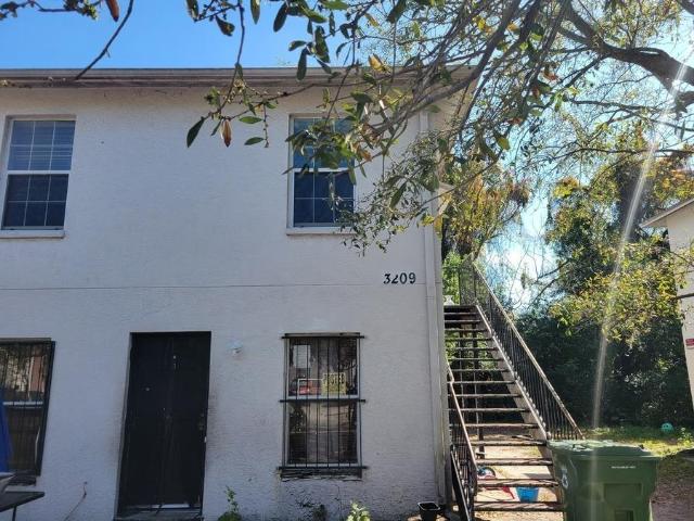 3 bedroom, Tampa FL 33605 105429730