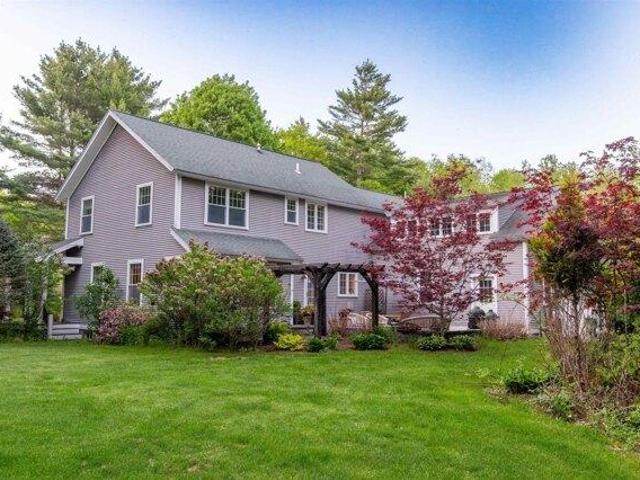 3 bedroom, Tamworth NH 03817 105404644