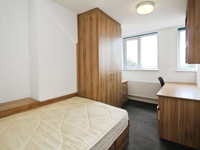 3 bedroom terraced apartment to rent