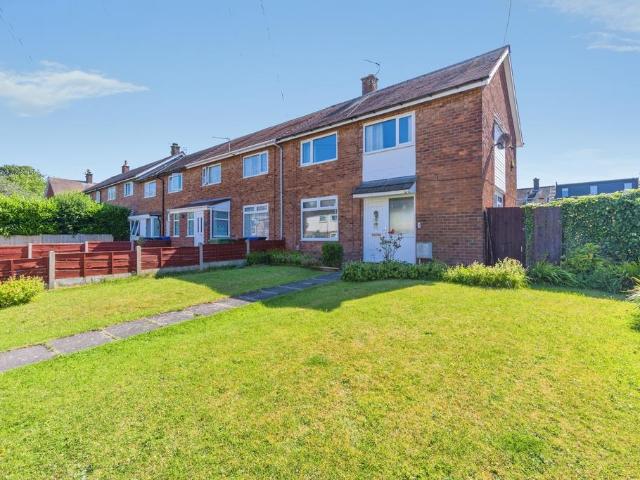 3 bedroom end of terrace house for sale