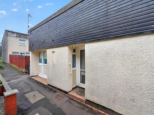 3 bedroom terraced bungalow for sale