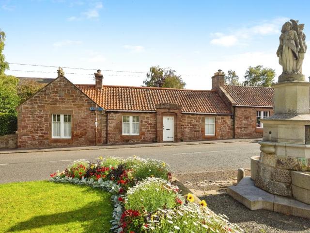 3 bedroom terraced bungalow for sale