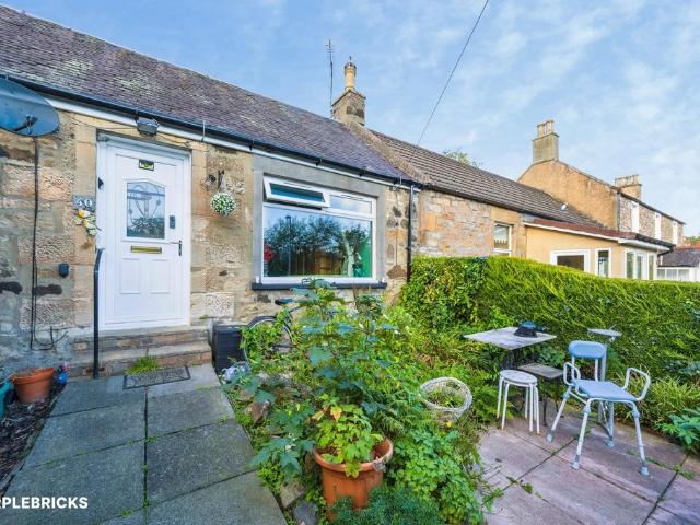 3 bedroom terraced bungalow for sale